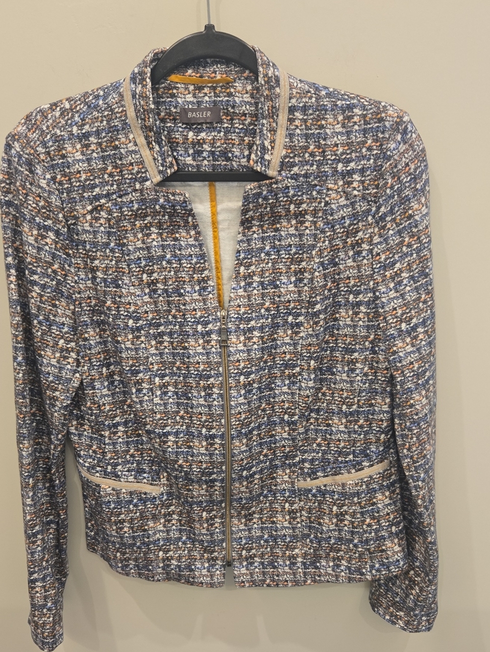 Like New Basler Multicolor Faux Tweed Zip Jacket with Contrast Trim. US Size 10.